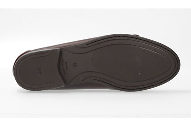 Zapato con Flecos, Lazo y Borlas Marrón