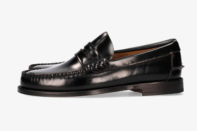 Moccasin with Black Mask, Leather Sole