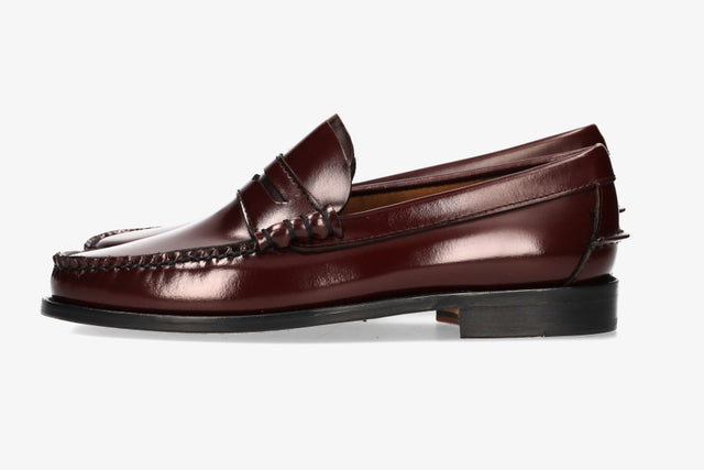 Burgundy Moccasin with Mask and Leather Sole
