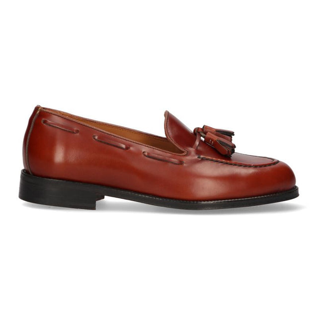 Mocasín con Borlas En Cuero