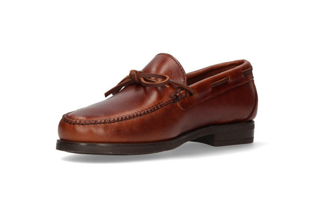 Seahorse Bow Moccasin