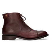 BOOT WITH BROWN ENGRAVED FLOWER, STRAIGHT PATTERN