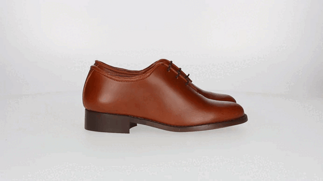 English children's shoe for old leather gaiters Valverde del Camino