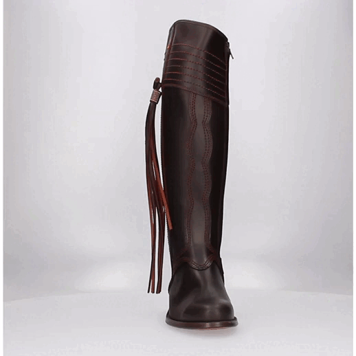 Carthusian boot with fringe decoration Valverde del Camino