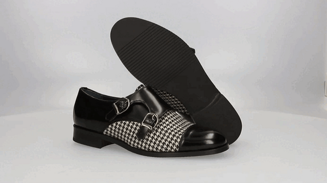 Two Buckles Antik Black-Black Houndstooth Top