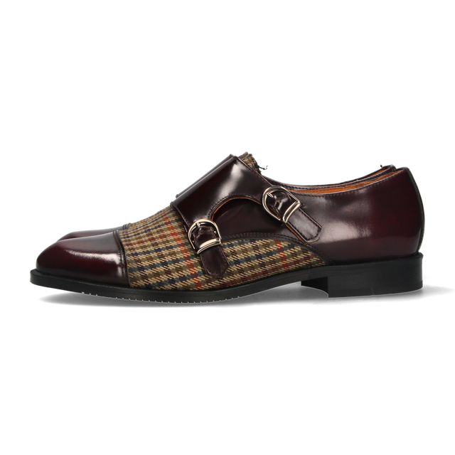 Two Buckles Antique Burgundy-Houndstooth Tuft