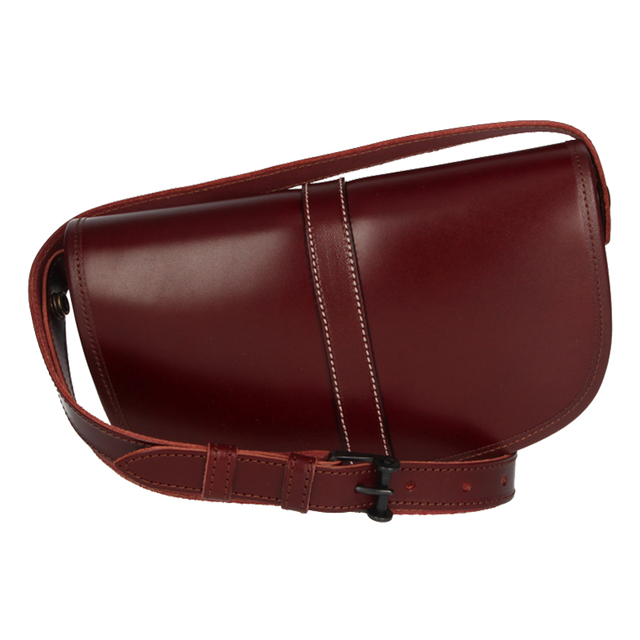 SAC BANANE EN CUIR AVEC BANDE CERISE