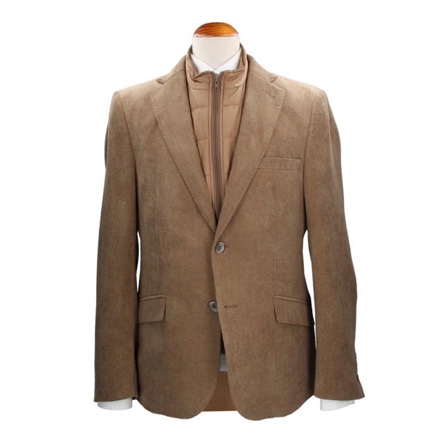 Americana con chaleco camel