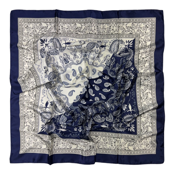 PAÑUELO AZUL RAYA DIAGONAL