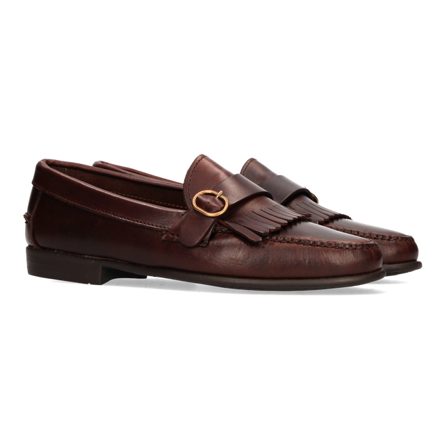 Mocasín con flecos y hebilla moka