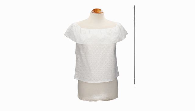 Blusa perforada volante