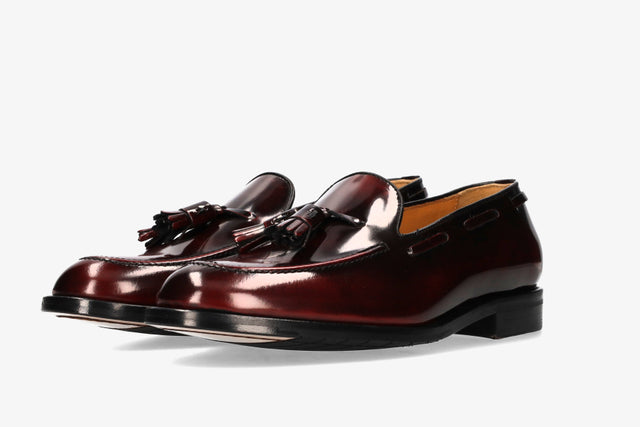 President antique burgundy tassels