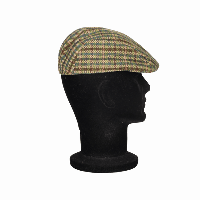 BONNET À CARREAUX VERTS