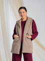 CHALECO PELOS CREMALLERA BEIGE