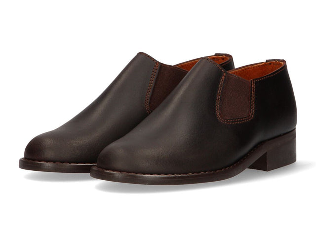Zapato con elásticos para polaina castaña Valverde del Camino