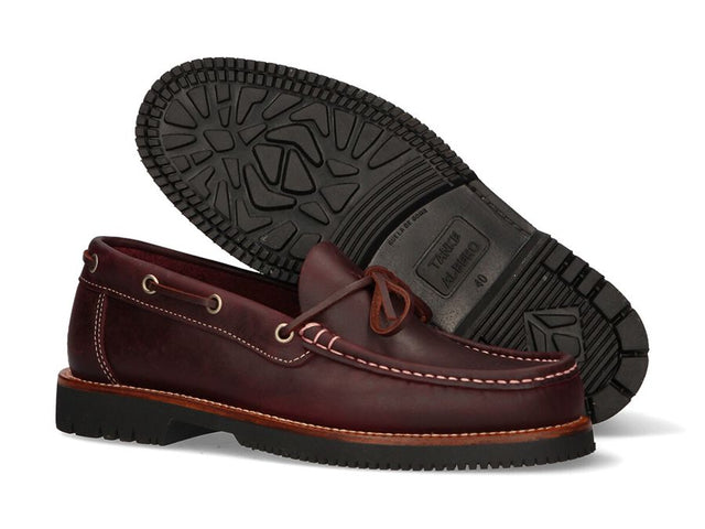 Mocasin con lazos burdeos