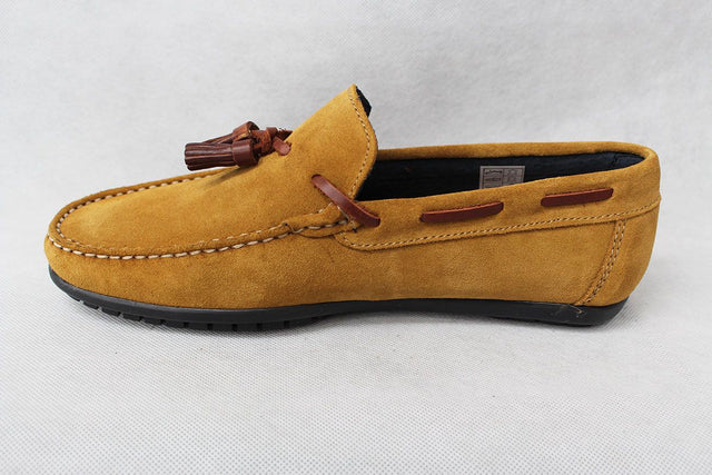 Mocasín Borlas Ante Camel