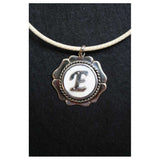 Collar Letra E