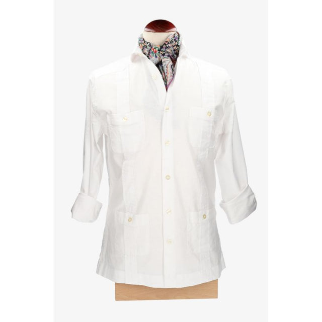 Camisa guayabera blanca